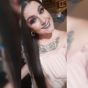 Meet your Posher, Carly